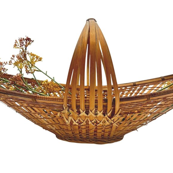 Large Woven Bamboo Easter Basket With Handle  - Rustic Farmhouse Decorative Cent - Picture 5 of 16